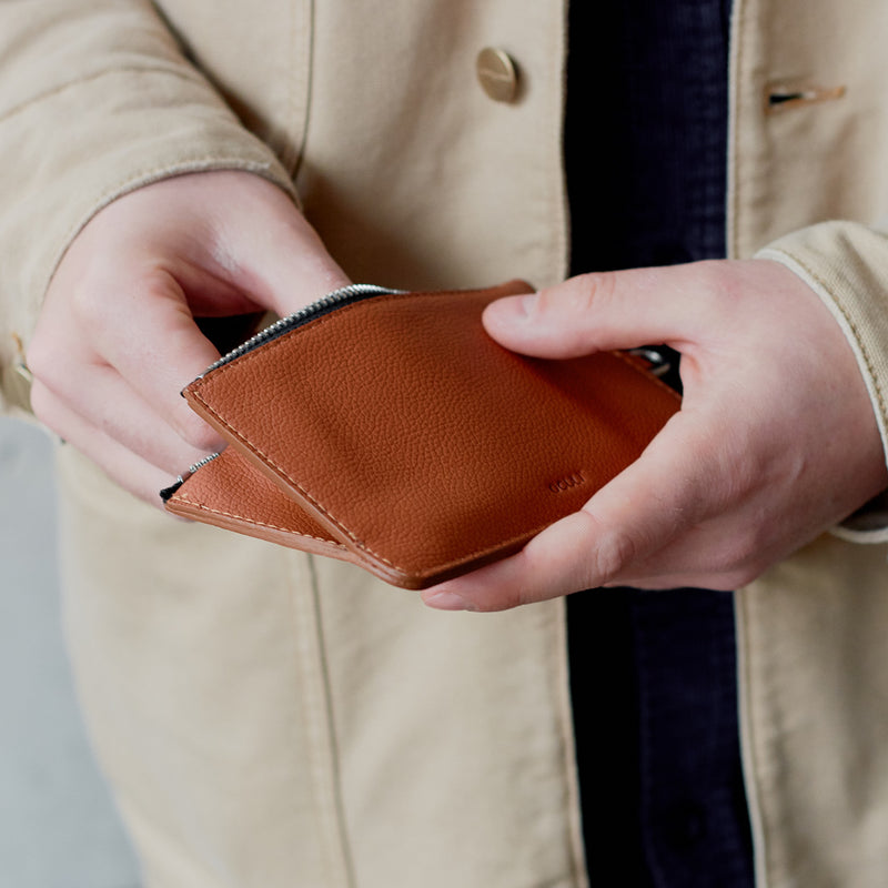 Compact zip leather wallet in brown color
