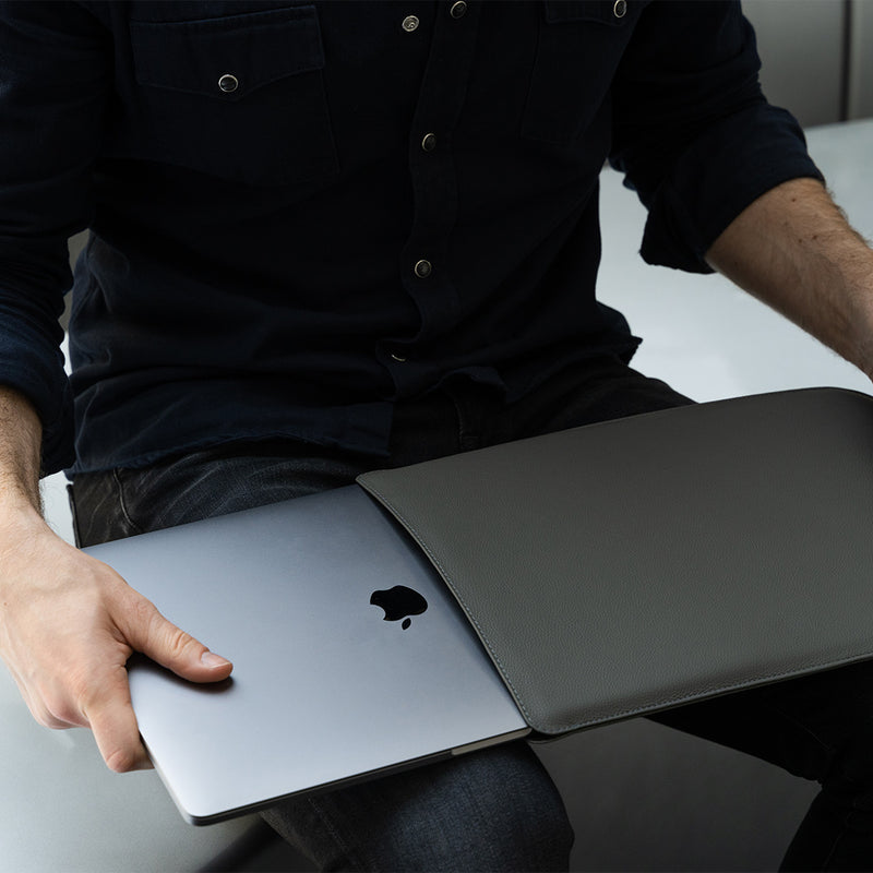 Grey Leather MacBook Sleeve - How it Works